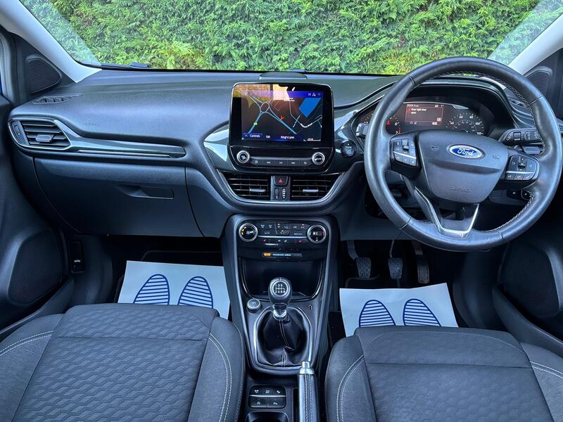 View FORD PUMA 1.0 T EcoBoost MHEV Titanium