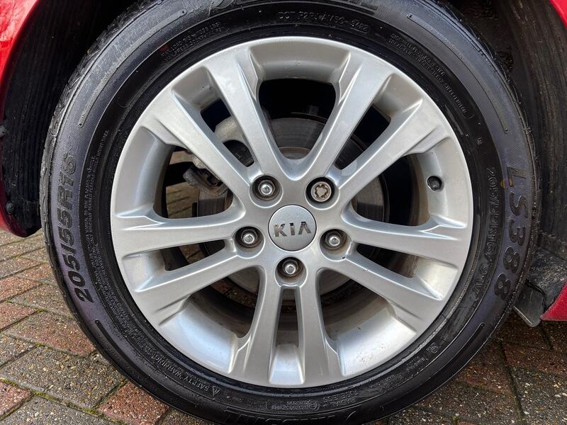 KIA CEED