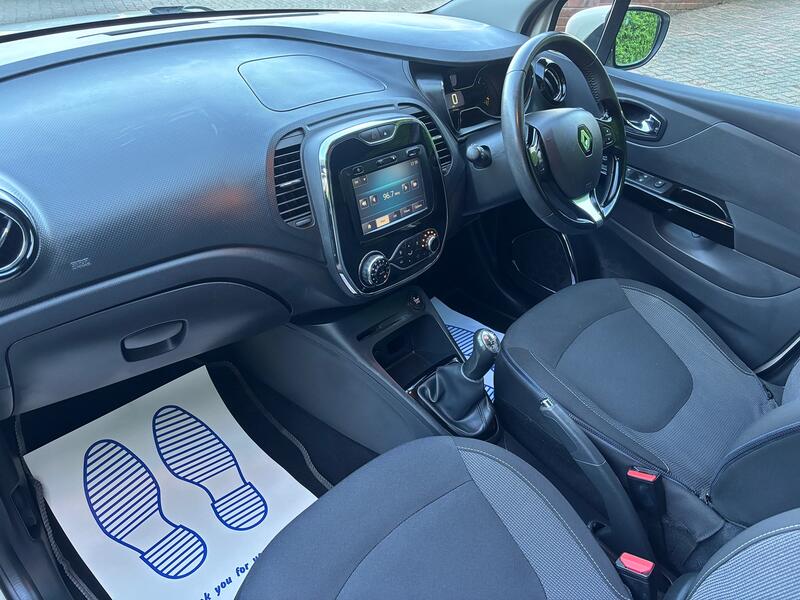 RENAULT CAPTUR