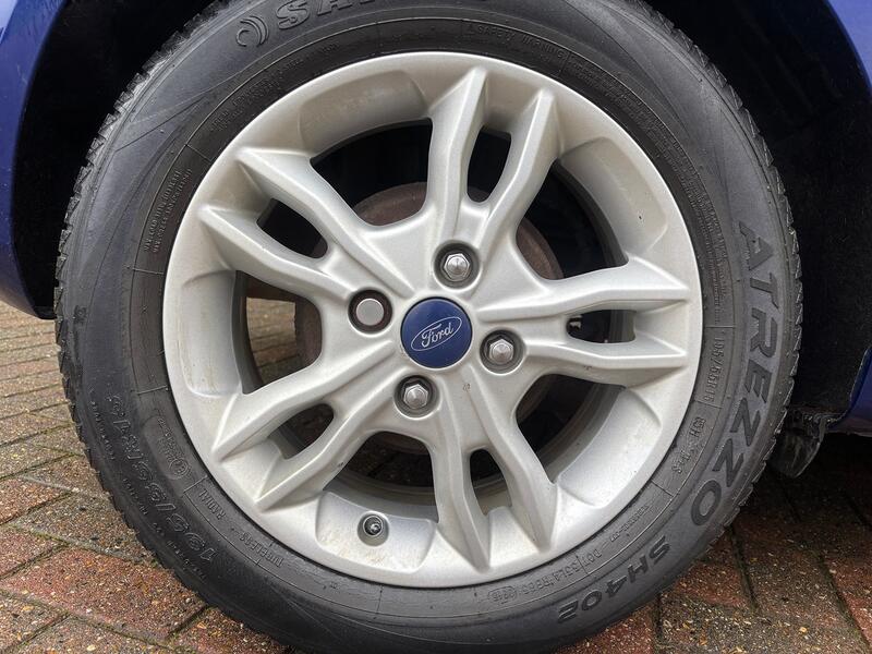 FORD FIESTA