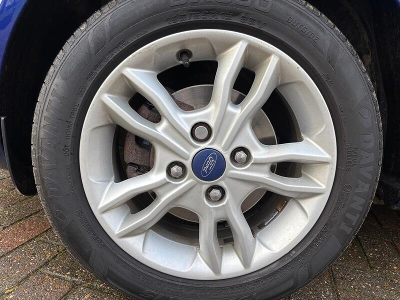 FORD FIESTA