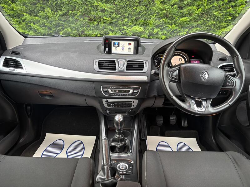 View RENAULT MEGANE 1.5 Dynamique TomTom Energy dCi 110 Stop & Start