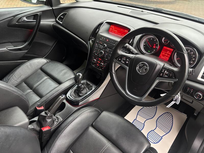 VAUXHALL ASTRA