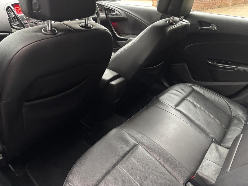 VAUXHALL ASTRA