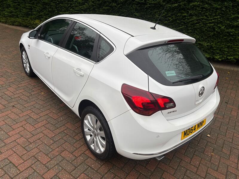 VAUXHALL ASTRA