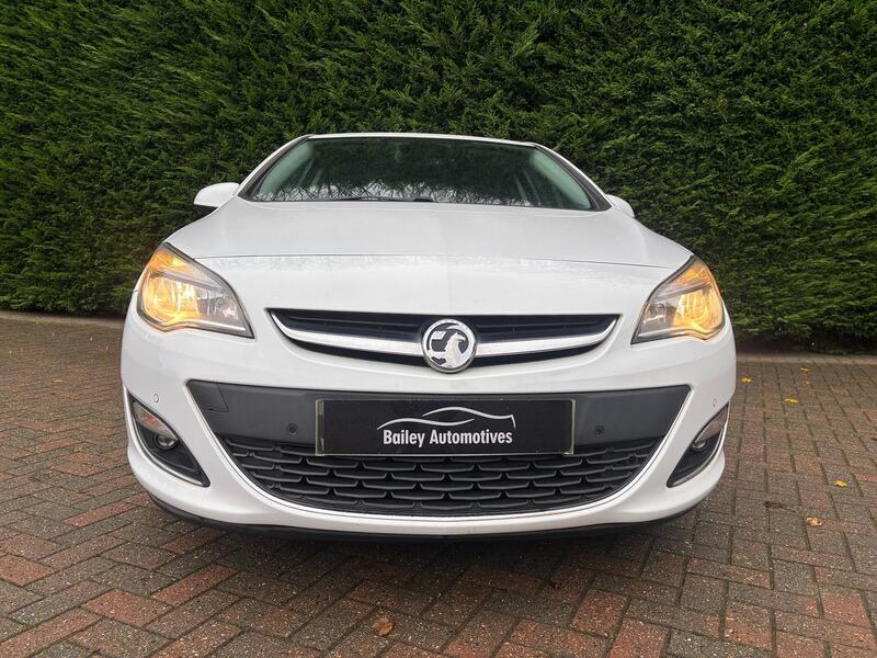 VAUXHALL ASTRA