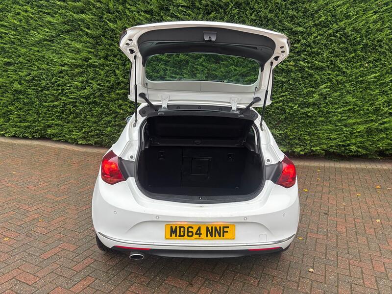 VAUXHALL ASTRA