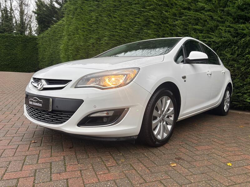VAUXHALL ASTRA
