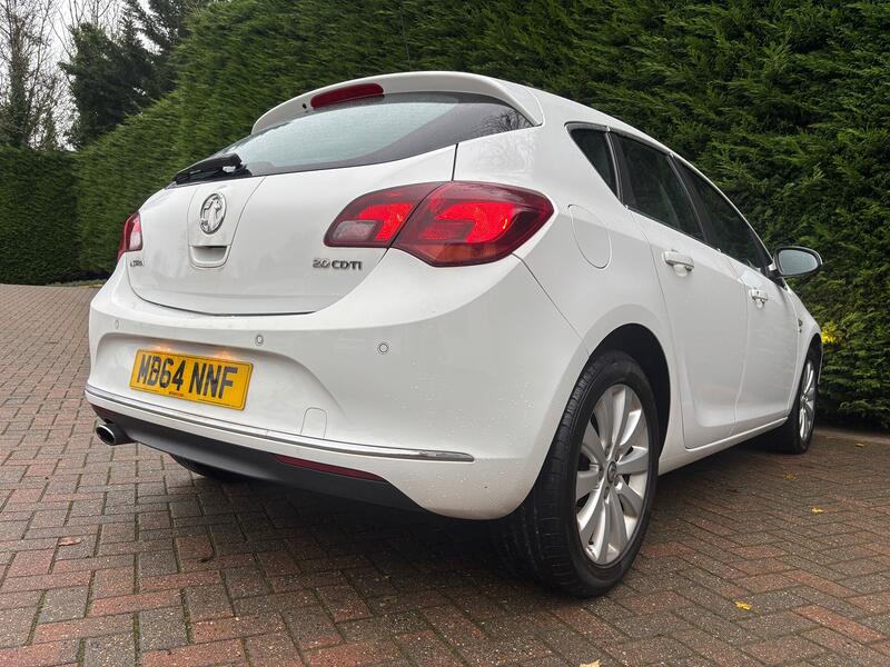 VAUXHALL ASTRA