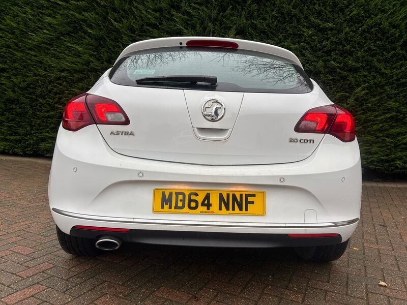 VAUXHALL ASTRA