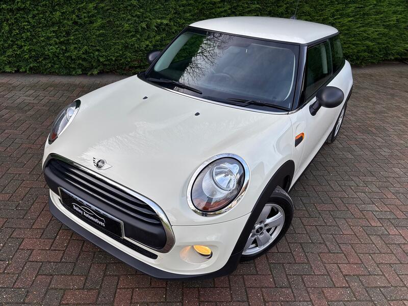 View MINI HATCH 1.2 One 3-Door Hatch