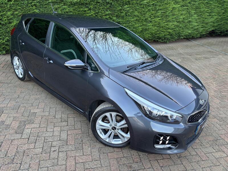 View KIA CEED 1.6 CRDi GT-Line