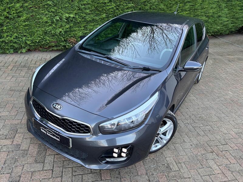 View KIA CEED 1.6 CRDi GT-Line
