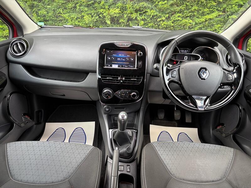 View RENAULT CLIO 0.9 TCe Dynamique S MediaNav