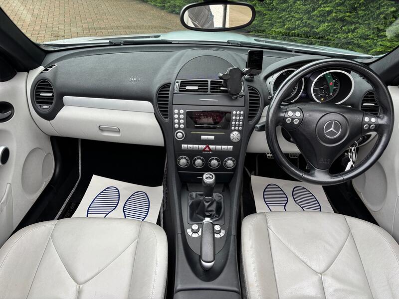 View MERCEDES-BENZ SLK 1.8 SLK200 Kompressor