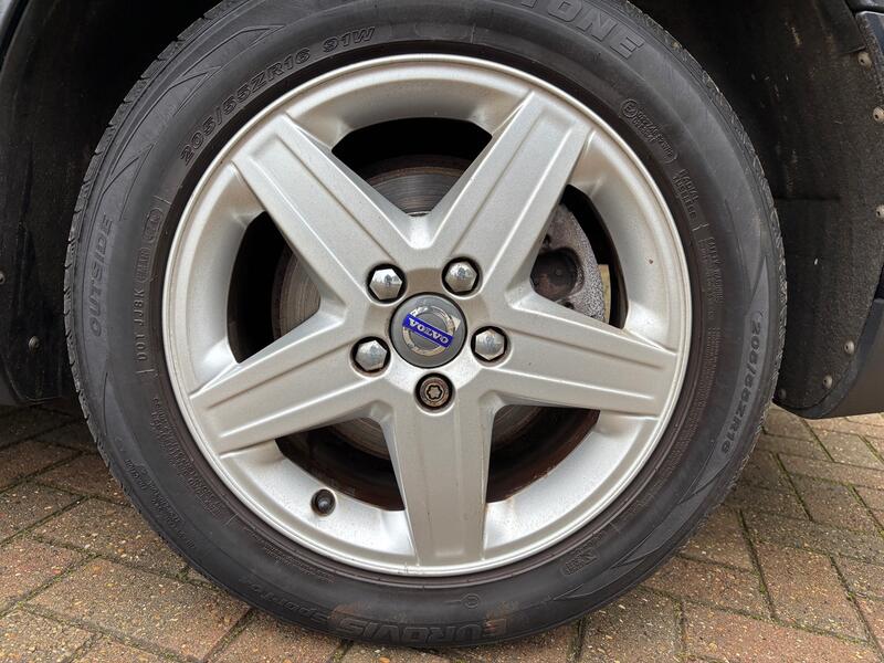 VOLVO S40