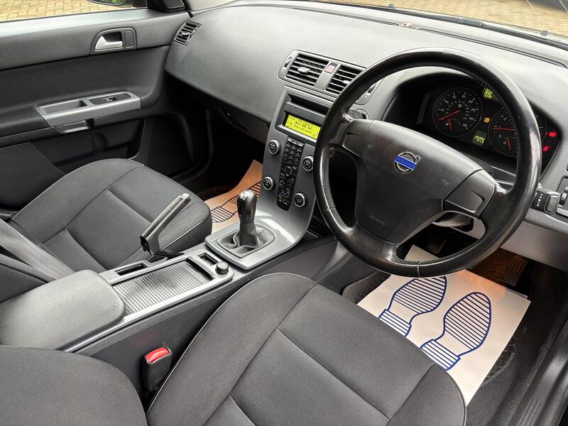 VOLVO S40