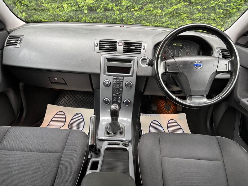 View VOLVO S40 1.6 S