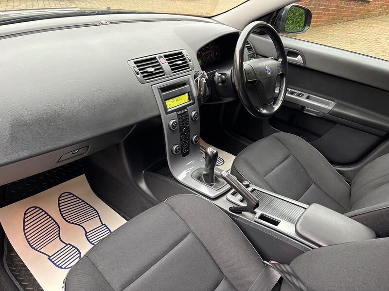 VOLVO S40