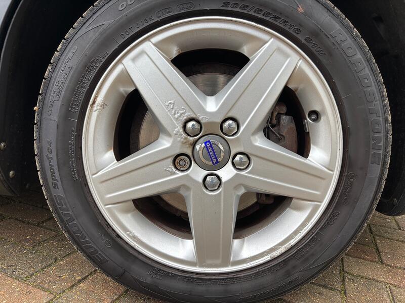 VOLVO S40
