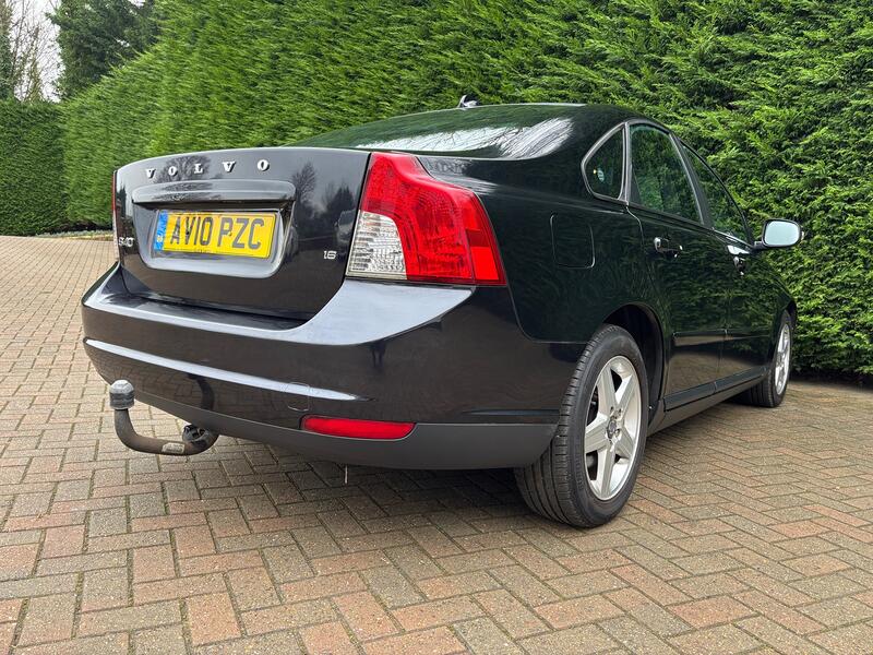 VOLVO S40