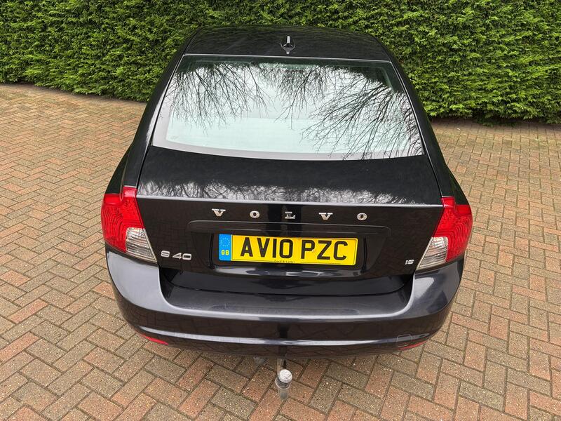 VOLVO S40