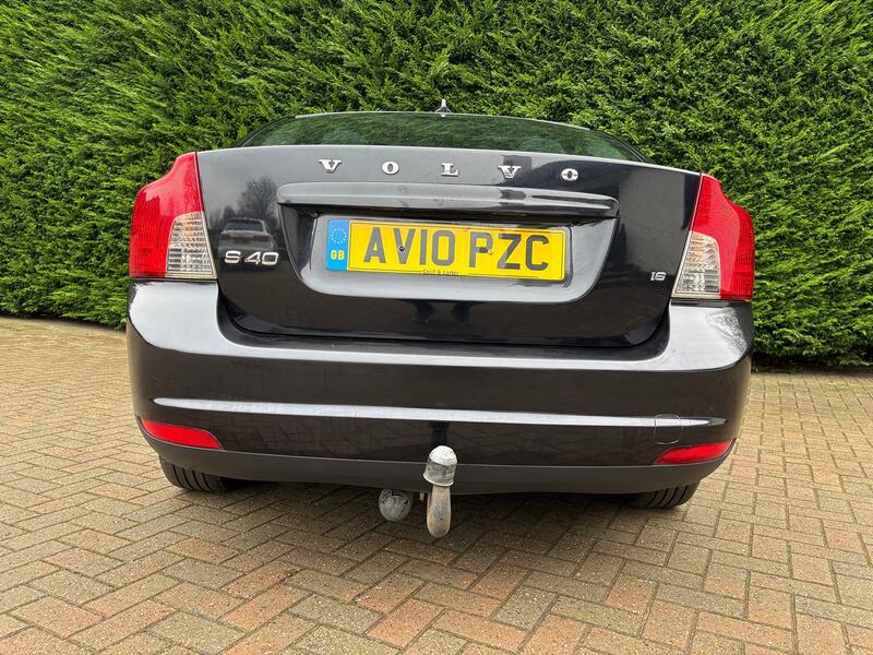 VOLVO S40