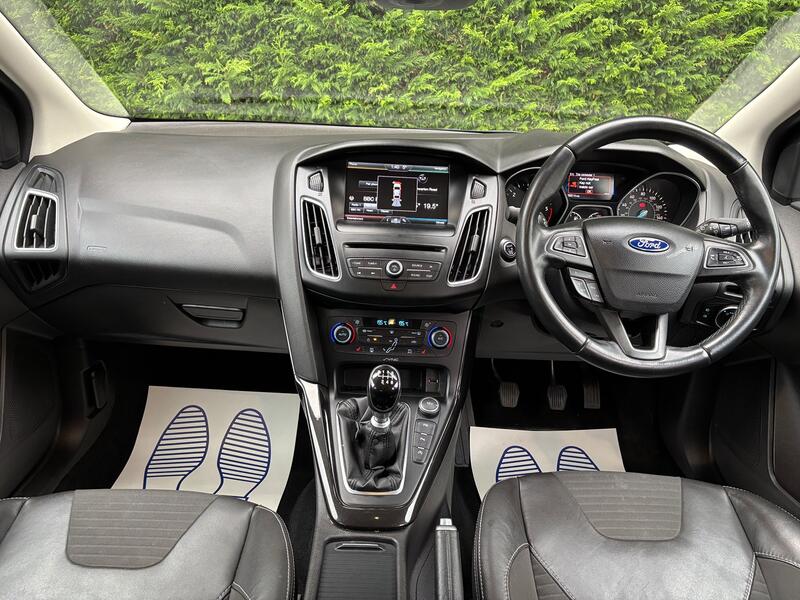 View FORD FOCUS 1.5 TDCi Titanium X