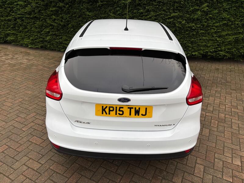 FORD FOCUS