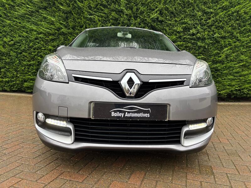 RENAULT SCENIC