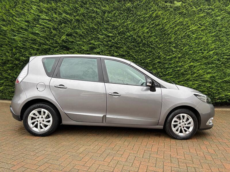 RENAULT SCENIC