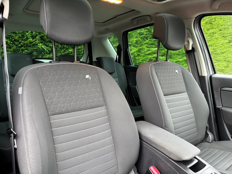 RENAULT SCENIC