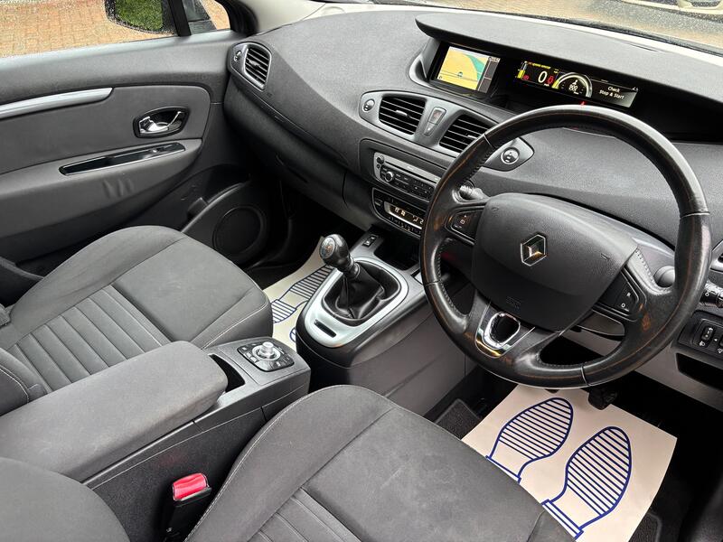 RENAULT SCENIC