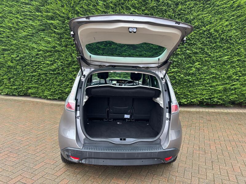 RENAULT SCENIC