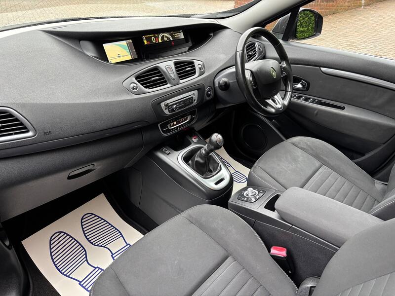 RENAULT SCENIC