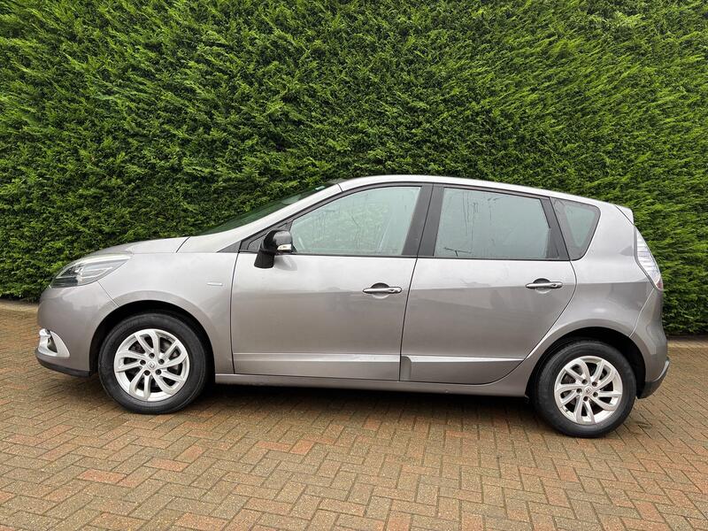 RENAULT SCENIC