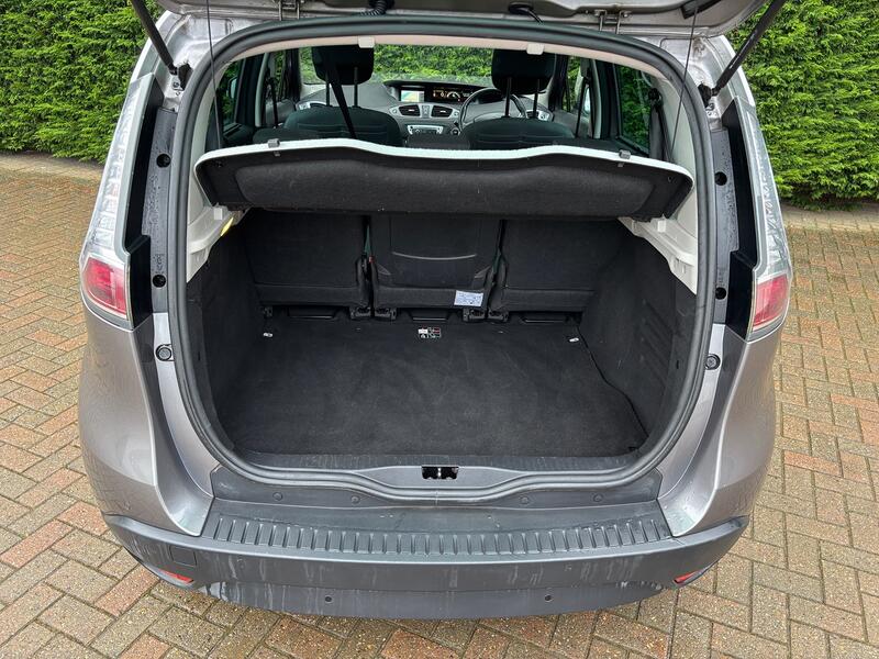 RENAULT SCENIC