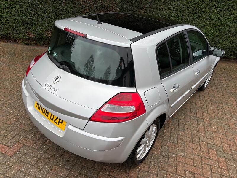 RENAULT MEGANE