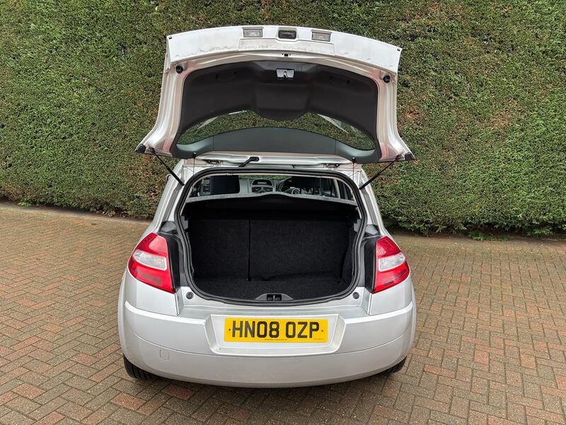 RENAULT MEGANE