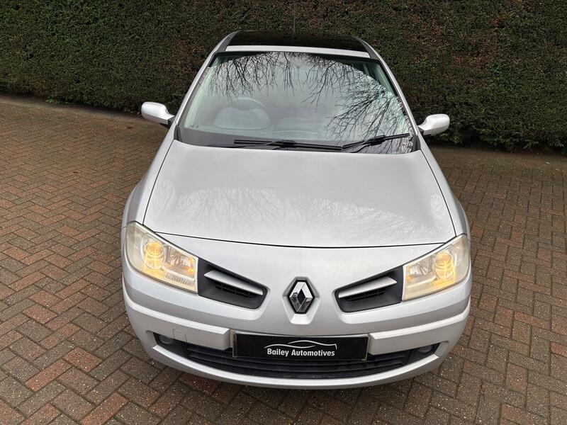RENAULT MEGANE