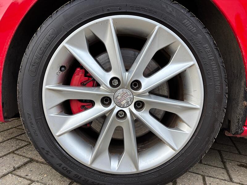 SEAT IBIZA