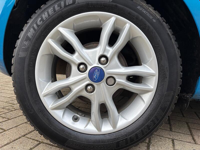 FORD FIESTA