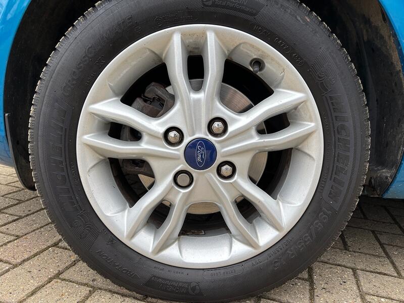 FORD FIESTA