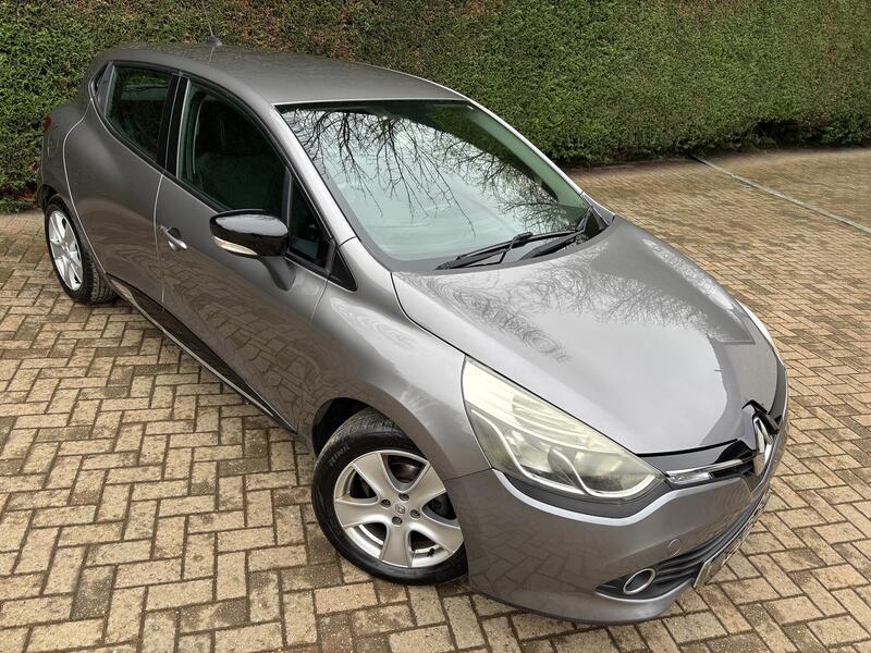 View RENAULT CLIO 0.9 Dynamique MediaNav TCe 90 Stop & Start