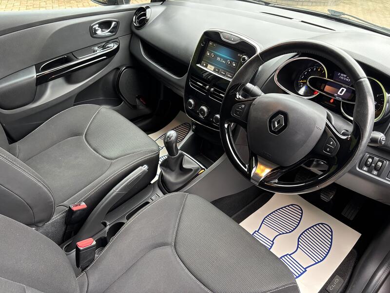 RENAULT CLIO