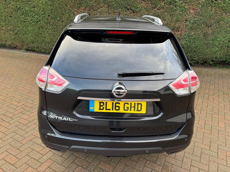 NISSAN X-TRAIL