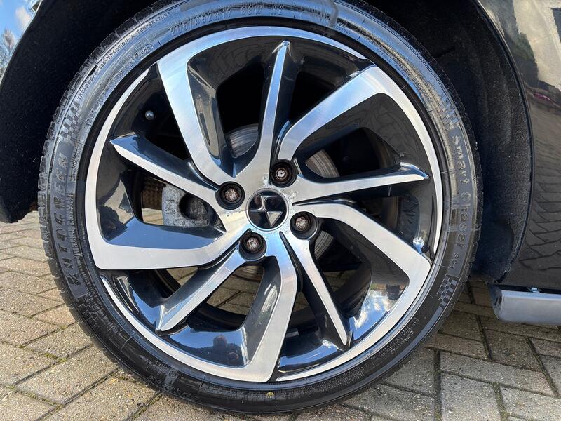 DS AUTOMOBILES DS 3