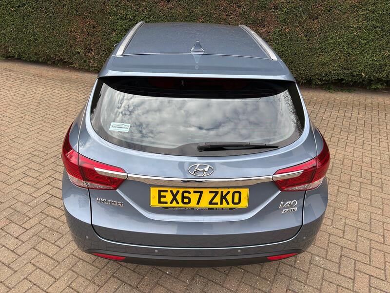 HYUNDAI I40