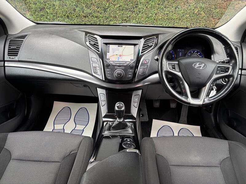 View HYUNDAI I40 1.7 CRDi Blue Drive SE Nav