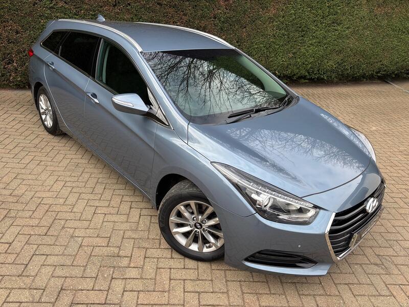 View HYUNDAI I40 1.7 CRDi Blue Drive SE Nav